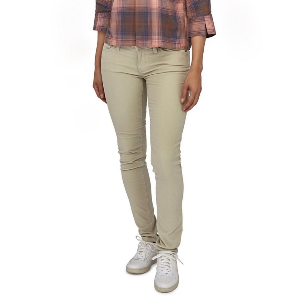 NWT Patagonia Womens Slim Fit Corduroy Pants in Pelican Size 28